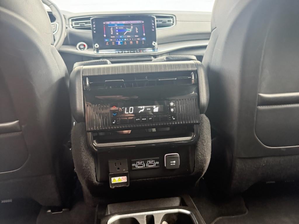 2024 Jeep Wagoneer L Series II 4x4