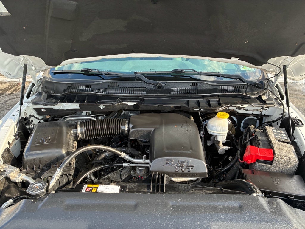 2019 RAM 1500 Classic Express Quad Cab 4x4 6'4' Box