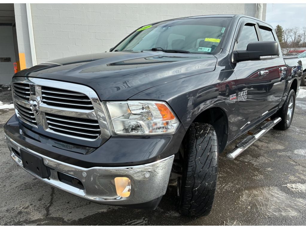 2017 RAM 1500 Big Horn Crew Cab 4x4 5'7' Box