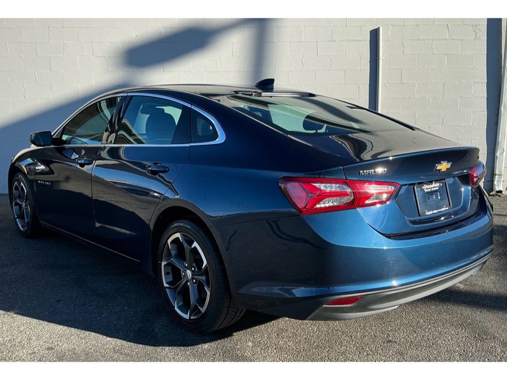 2022 Chevrolet Malibu FWD LT