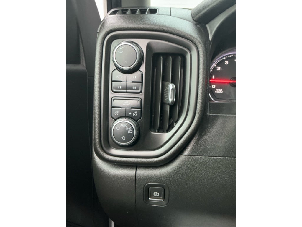 2020 Chevrolet Silverado 1500 4WD Crew Cab Short Bed Custom Trail Boss