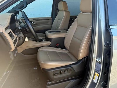 2024 Chevrolet Suburban 4WD Premier