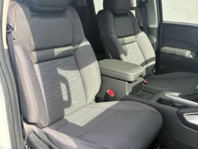 2024 Nissan Frontier Crew Cab SV 4x4