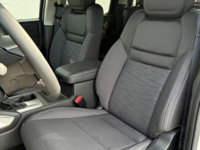 2024 Nissan Frontier Crew Cab SV 4x4