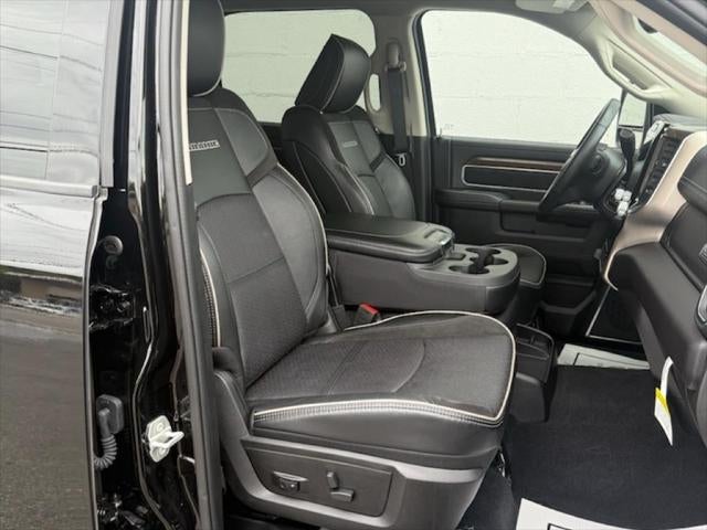 2024 RAM 2500 Laramie Crew Cab 4x4 6'4' Box