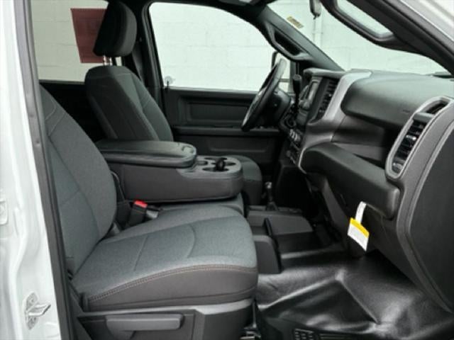 2024 RAM 3500 Chassis Tradesman/SLT/Laramie/Limited