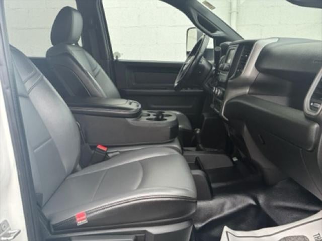 2022 RAM 3500 Chassis Tradesman/SLT/Laramie/Limited