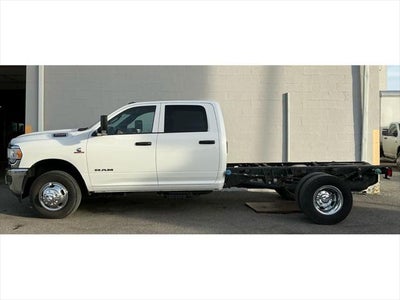 2022 RAM 3500 Chassis Tradesman/SLT/Laramie/Limited