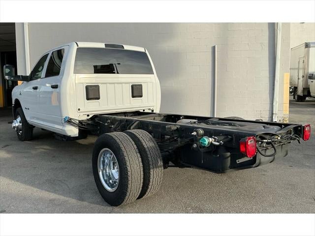 2022 RAM 3500 Chassis Tradesman/SLT/Laramie/Limited