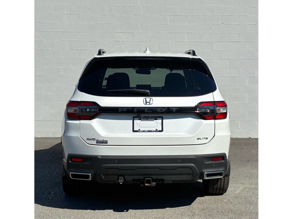 2023 Honda Pilot AWD Elite