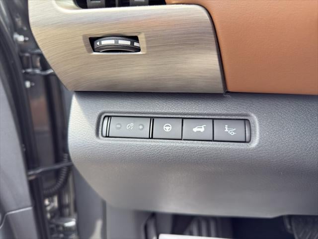 2023 Nissan Pathfinder Platinum 4WD