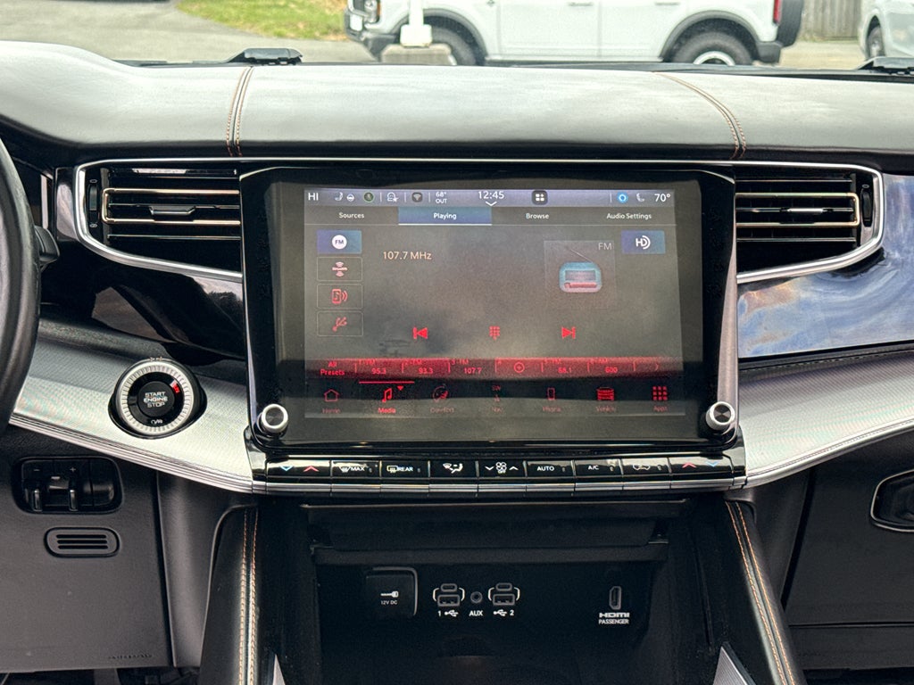 2022 Jeep Grand Wagoneer Series III