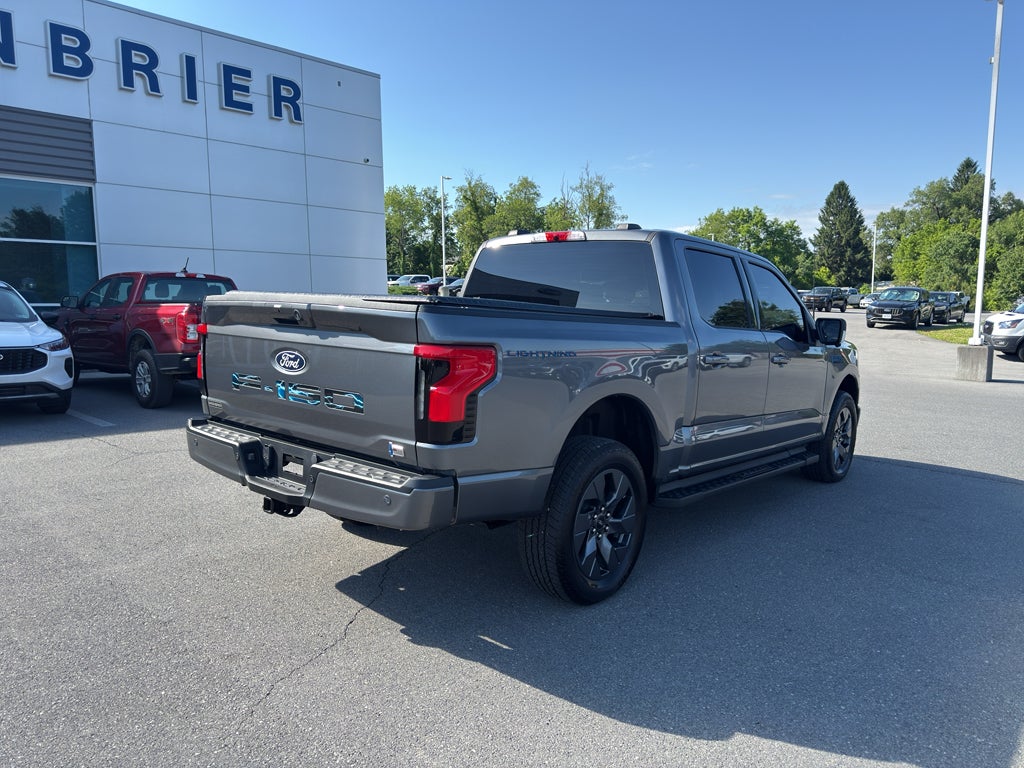 2025 Ford F-150 Lightning Flash