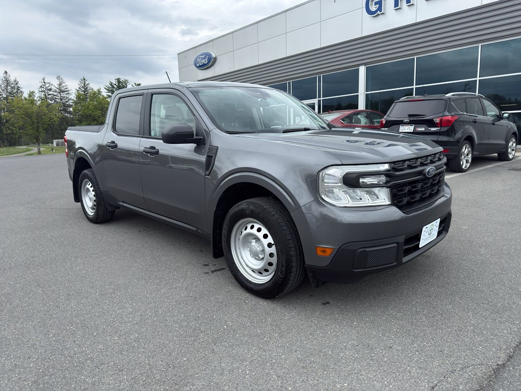 2023 Ford Maverick XL