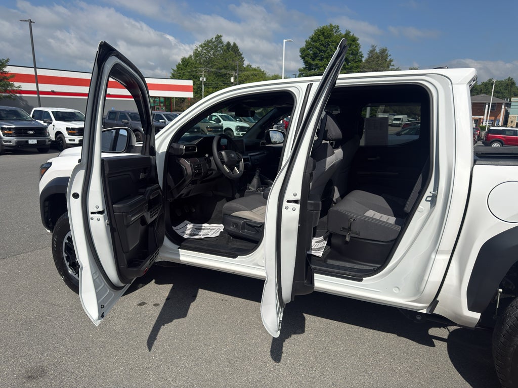 2025 Toyota Tacoma TRD Off Road