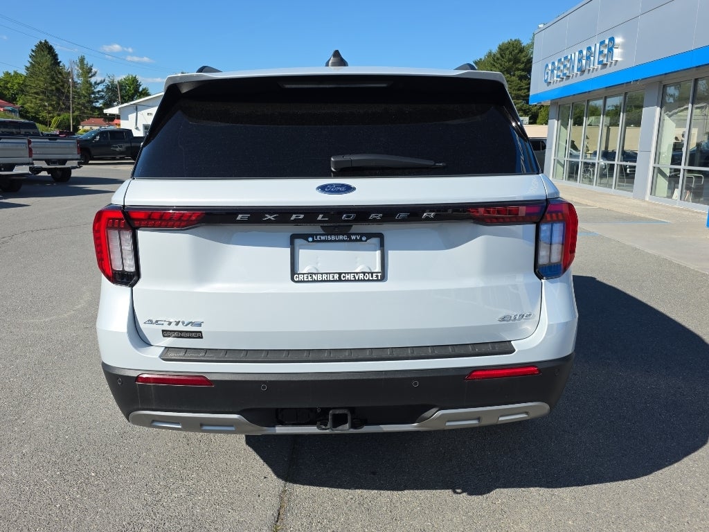 2025 Ford Explorer Active