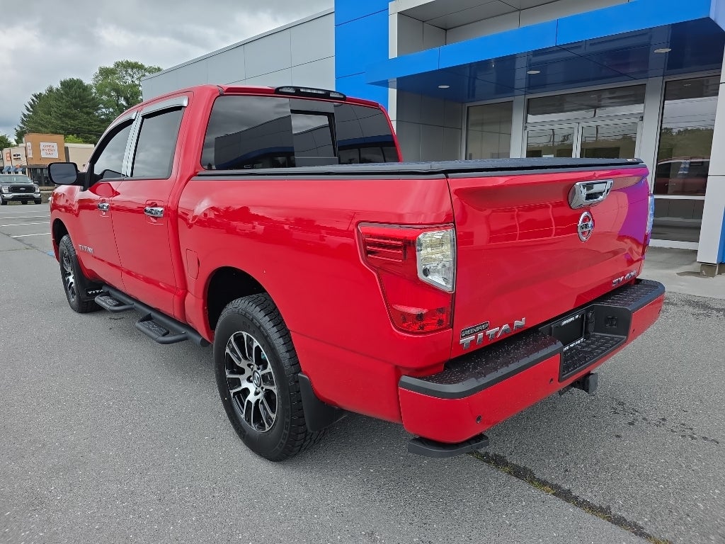 2021 Nissan Titan SV