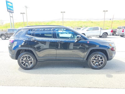2025 Jeep Compass Trailhawk