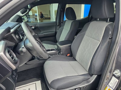 2022 Toyota Tacoma 4WD SR