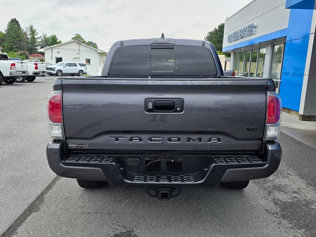 2022 Toyota Tacoma 4WD SR