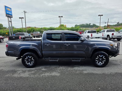 2022 Toyota Tacoma 4WD SR