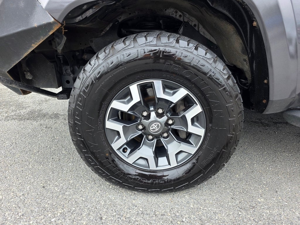 2022 Toyota Tacoma 4WD SR