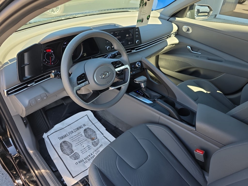 2023 Hyundai Elantra SEL