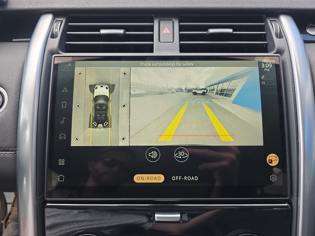 2024 Land Rover Discovery S