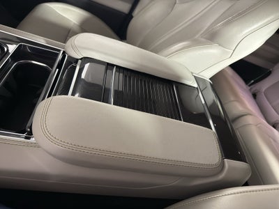 2023 Jeep Wagoneer L Base