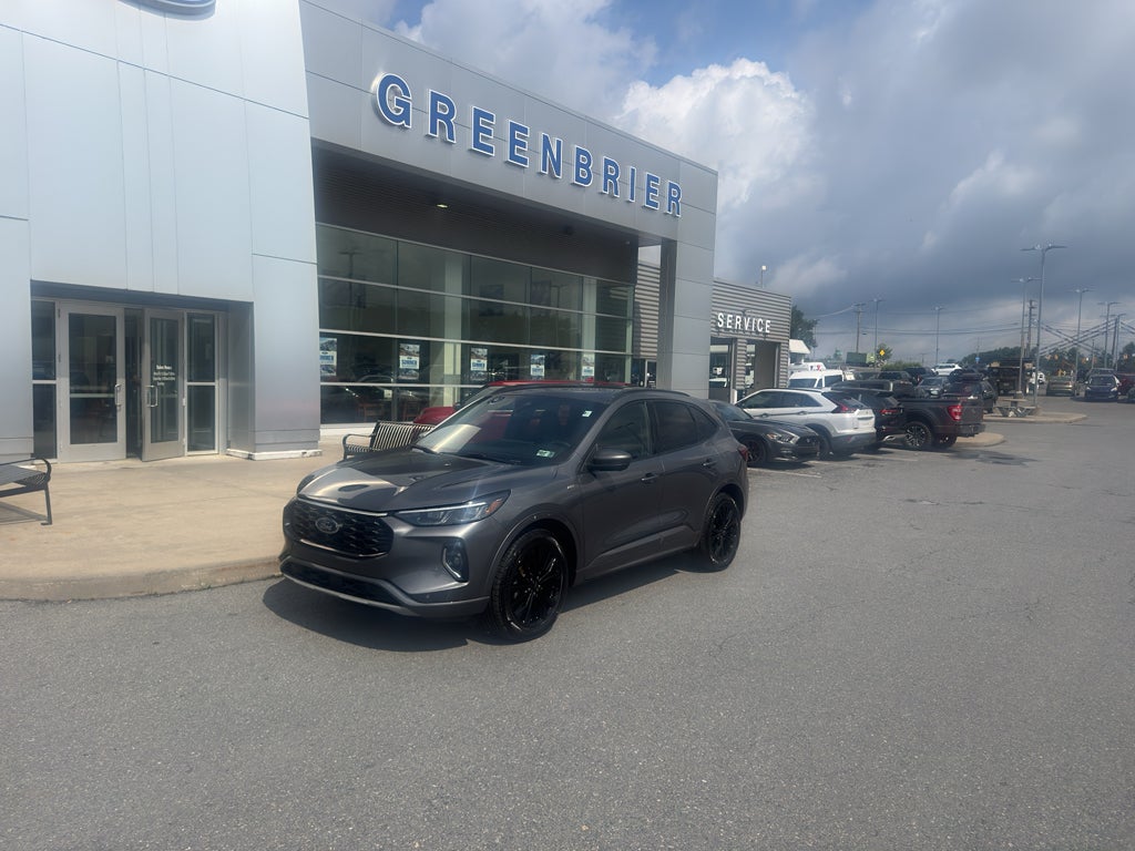 2023 Ford Escape ST-Line Elite