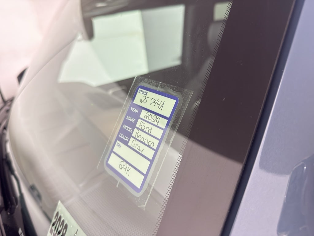 2024 Ford Bronco Black Diamond