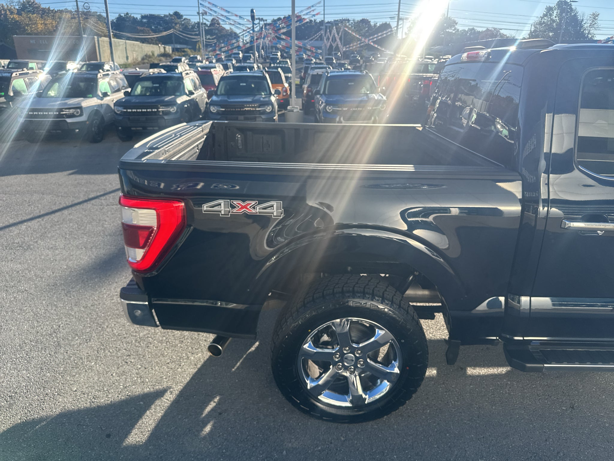 2023 Ford F-150 LARIAT