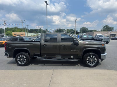 2022 Chevrolet Silverado LT