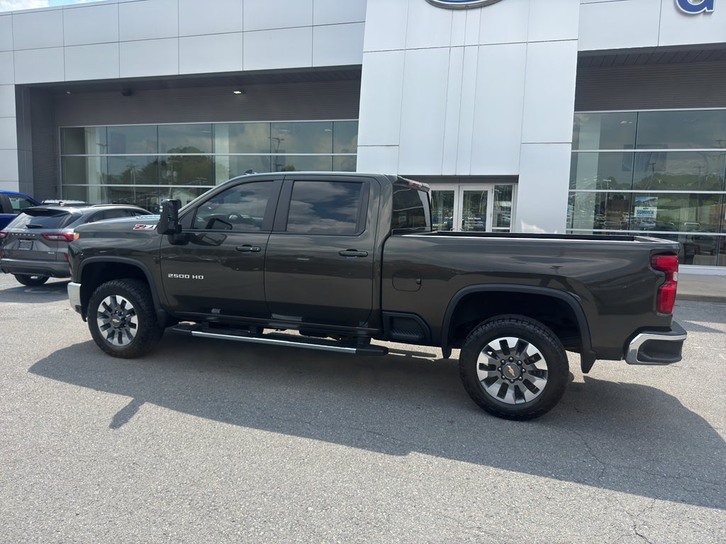 2022 Chevrolet Silverado LT