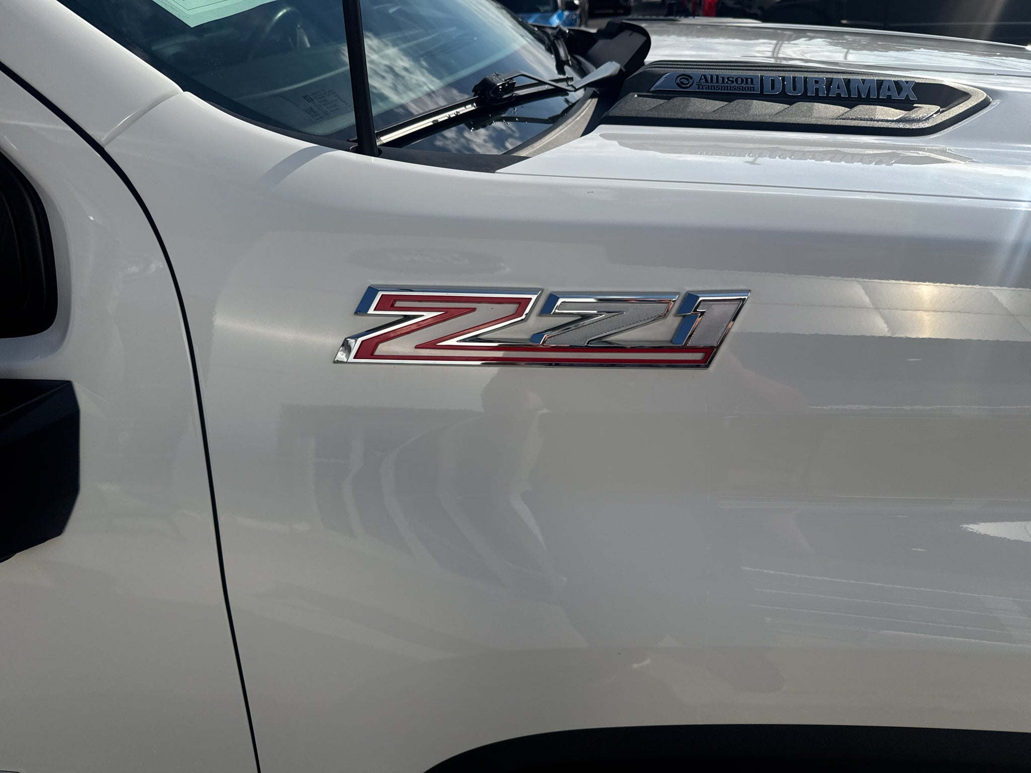 2025 Chevrolet Silverado LTZ