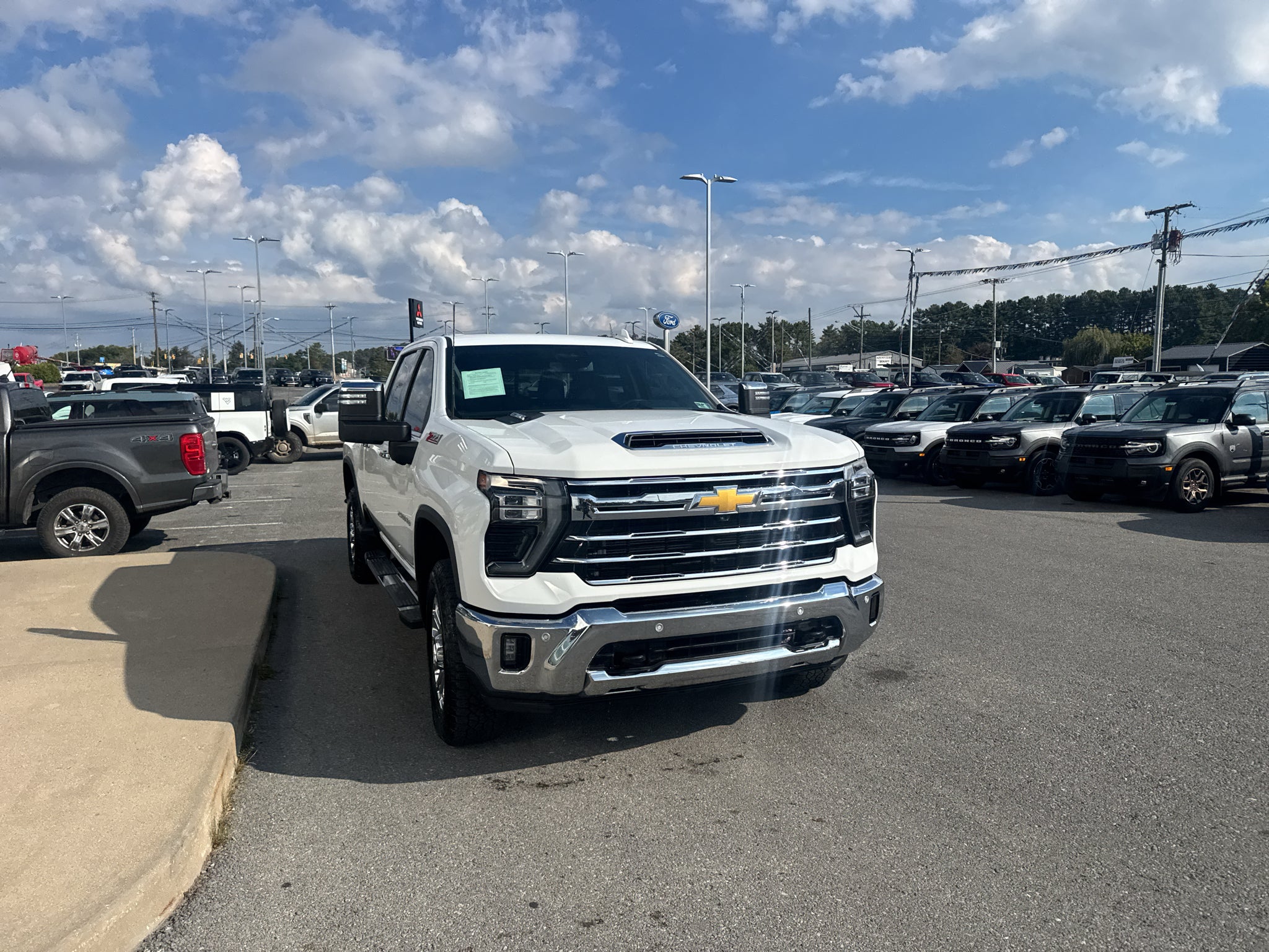 2025 Chevrolet Silverado LTZ