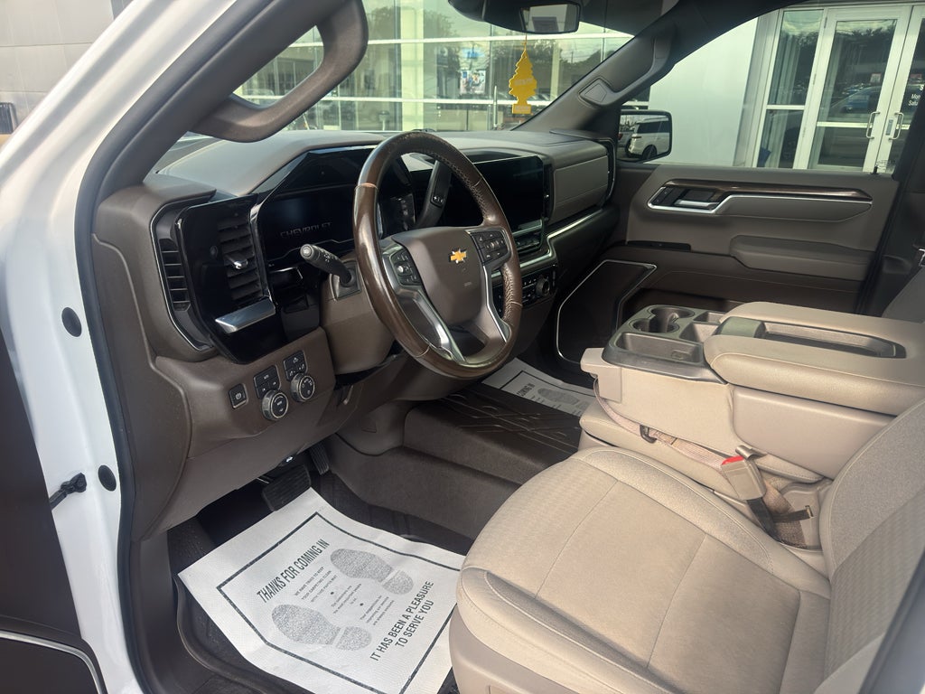 2022 Chevrolet Silverado LT