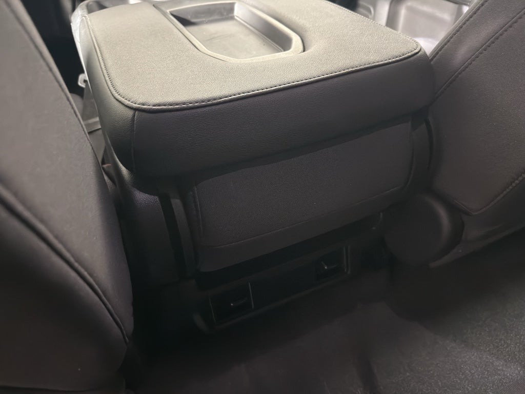 2021 Chevrolet Silverado Custom