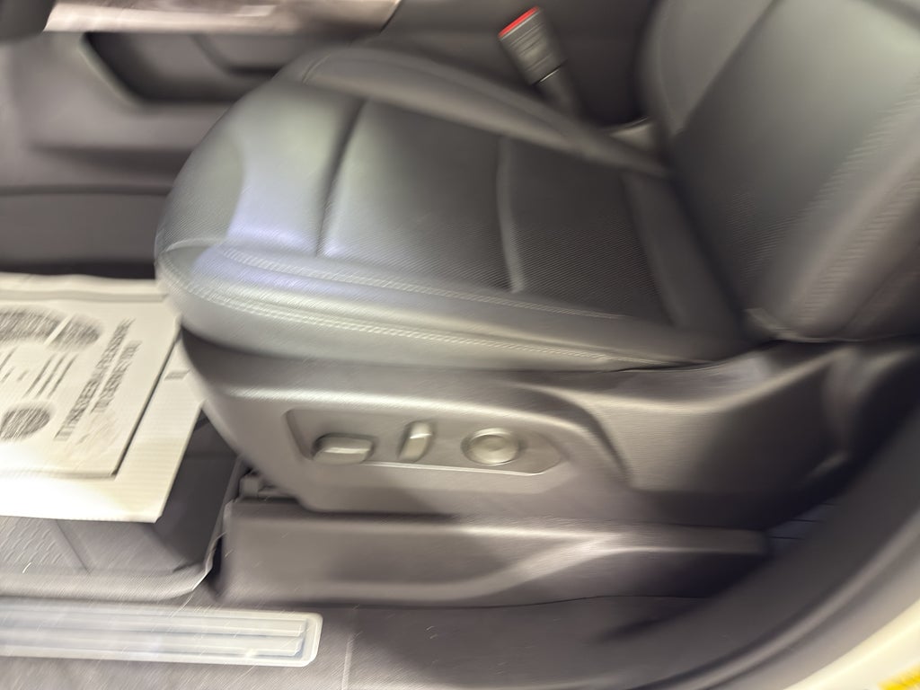 2024 Chevrolet Silverado LTZ