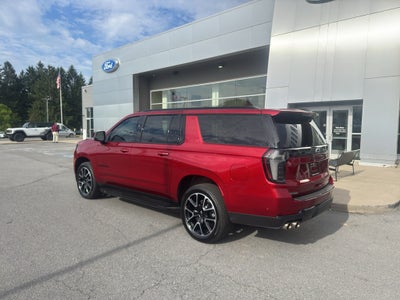 2025 Chevrolet Suburban RST