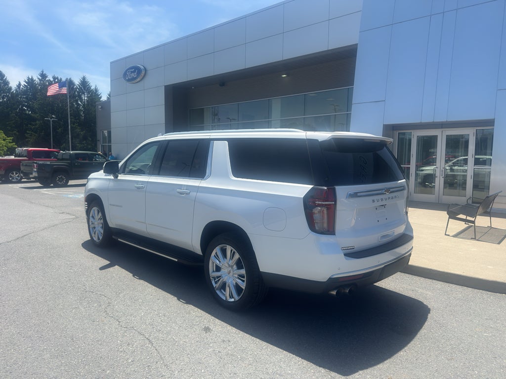 2023 Chevrolet Suburban High Country