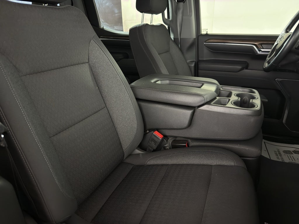 2023 Chevrolet Silverado RST