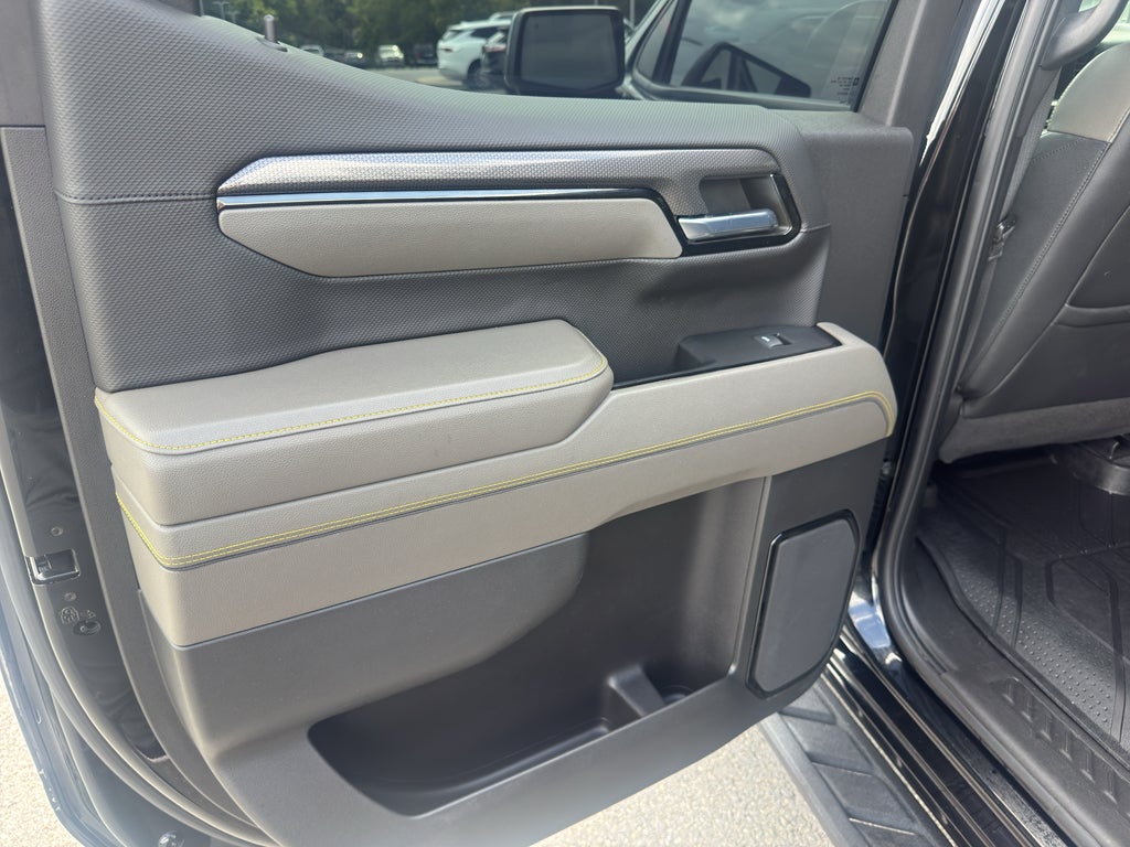 2023 Chevrolet Silverado ZR2
