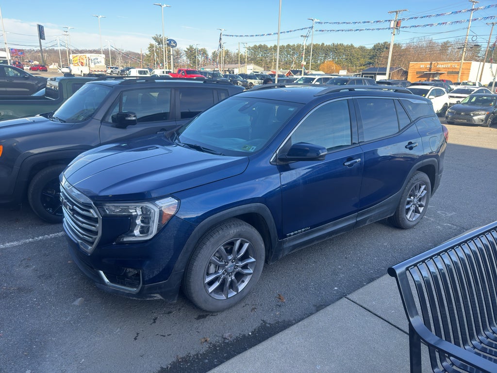 2023 GMC Terrain SLT