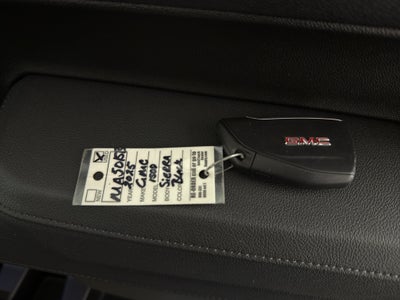 2025 GMC Sierra Elevation