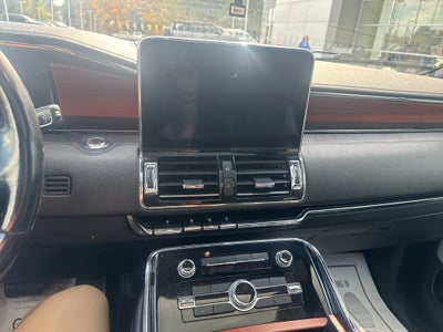 2021 Lincoln Navigator L Reserve
