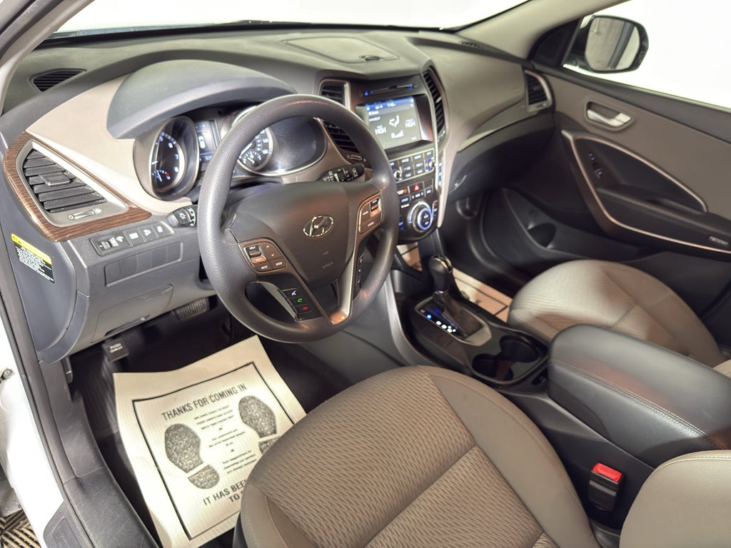 2017 Hyundai Santa Fe XL SE