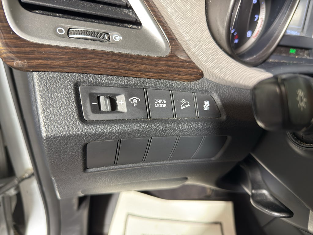 2017 Hyundai Santa Fe XL SE