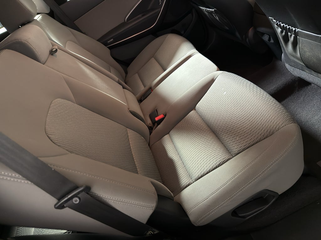 2017 Hyundai Santa Fe XL SE