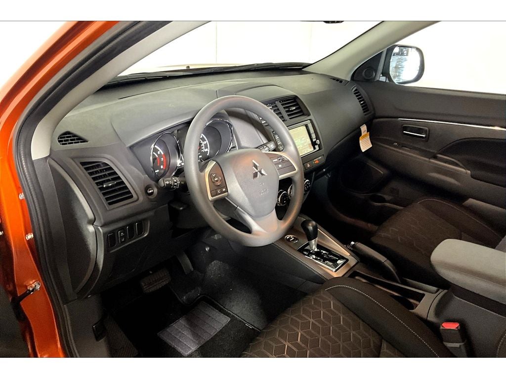 2025 Mitsubishi Outlander Sport ES